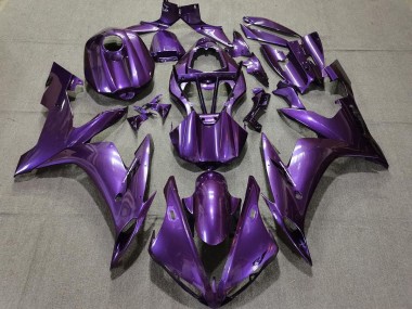 Dunkelviolett 04-06 Yamaha R1 Verkleidung