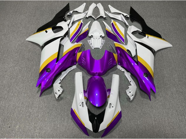 Matt Schwarzer & Goldener Stern 09-12 Honda CBR600RR Verkleidung Matt Schwarzer & Goldener Stern 09-12 Honda CBR600RR Verkleidung